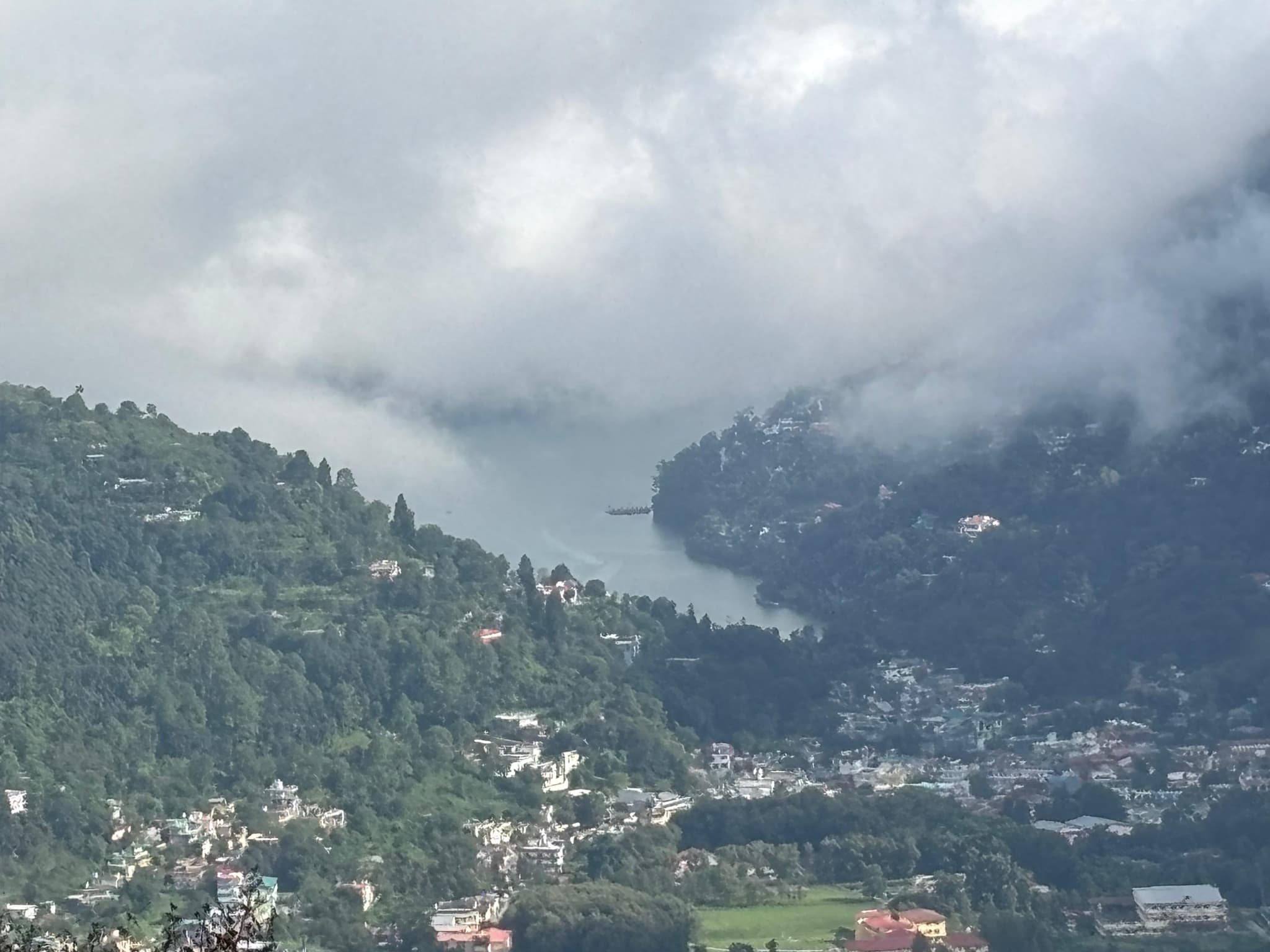 Luxury Mountain Resort & Homestay